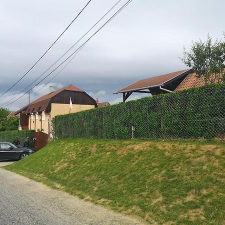 Karos Centrál Apartmanház Zalakaros Exterior foto